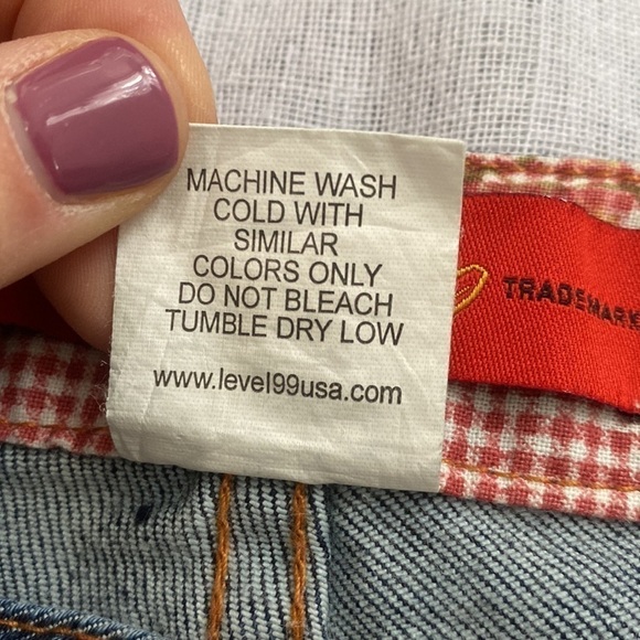 Level 99 flared leg darker denim jeans with rhinestone belt loops. - Picture 9 of 16